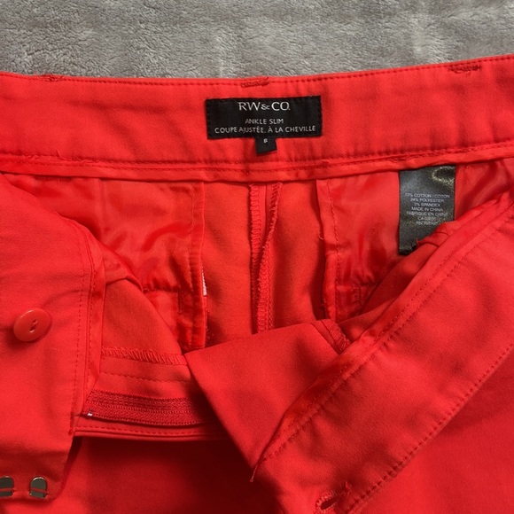 RW&Co. red ankle slim dress pants size 6 - Picture 6 of 7